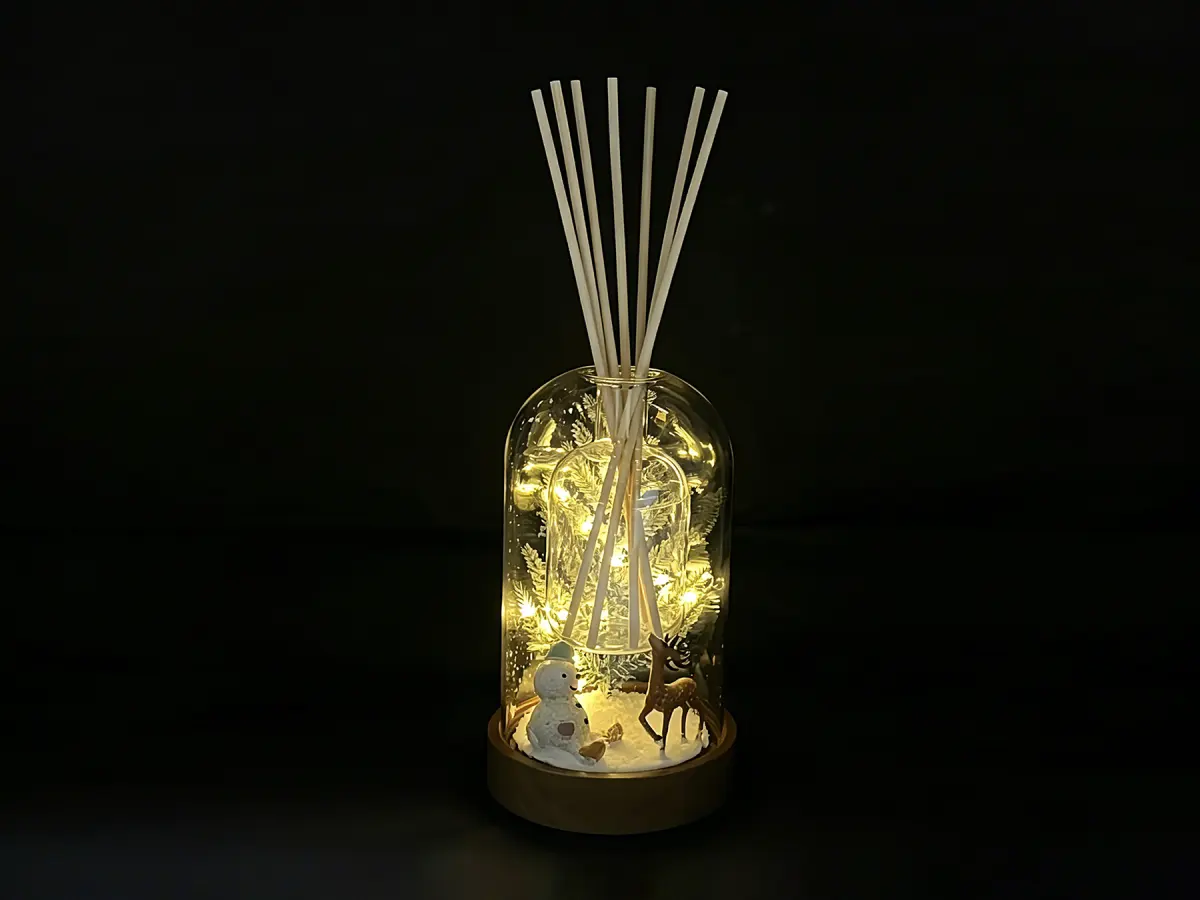 圣诞驯鹿雪花玻璃瓶香薰